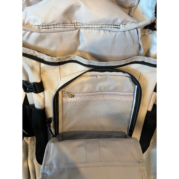 Eastsport White Toploader Backpack - Picture 4 of 5